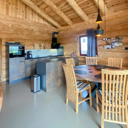 3 Bedroom Lovely In * Den Oever
