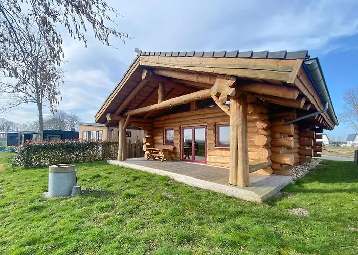 3 Bedroom Lovely In Den Oever