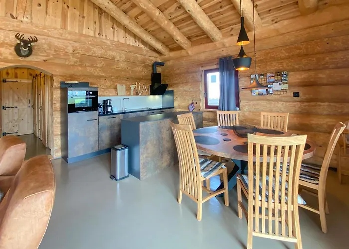 3 Bedroom Lovely In * Ден-Оевер