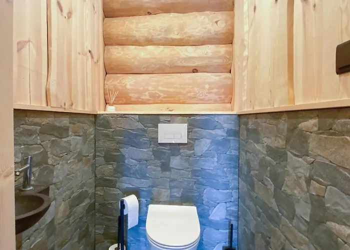 3 Bedroom Lovely In Дом отдыха